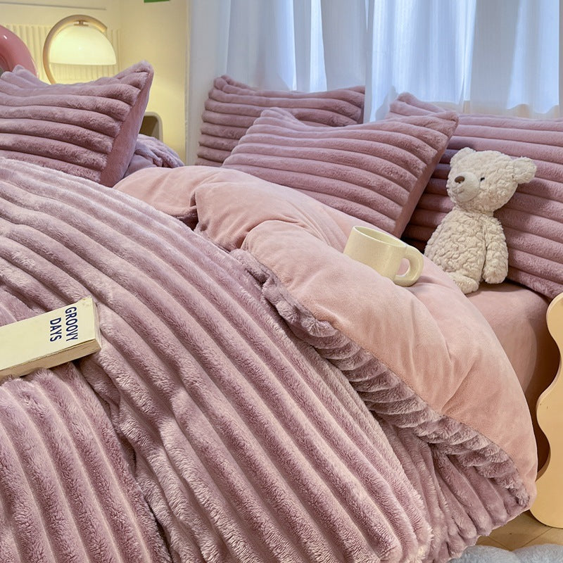 Angora Luxe – Mjölkfiberfilt i Fyra Delar