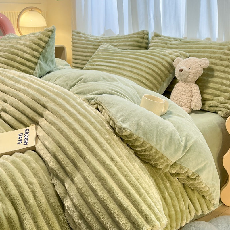 Angora Luxe – Mjölkfiberfilt i Fyra Delar